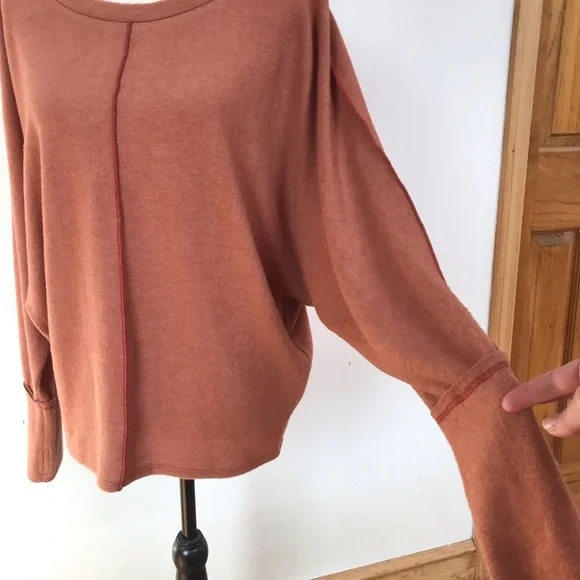 Sample NWOT Boho Dolman Sleeve Top - Picture 5 of 5